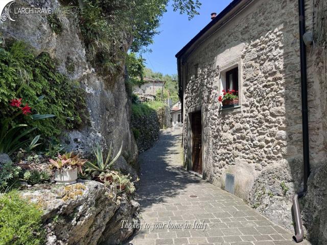 Villetta a schiera in vendita di 114 m² in Via Poggiolo, 1