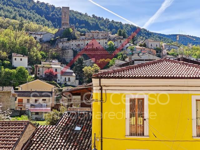 Villetta a schiera in vendita di 115 m² in Via Concezio Di Rienzo, 26