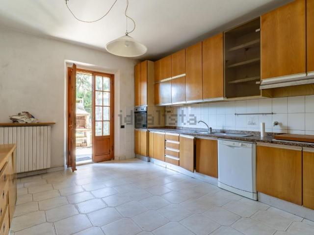Villetta a schiera in vendita di 115 m² in Via Benvenuto Cellini, 50056