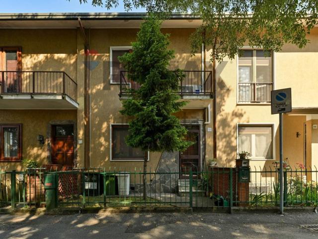 Villetta a schiera in vendita di 115 m² in Via dell&apos Abete, 38