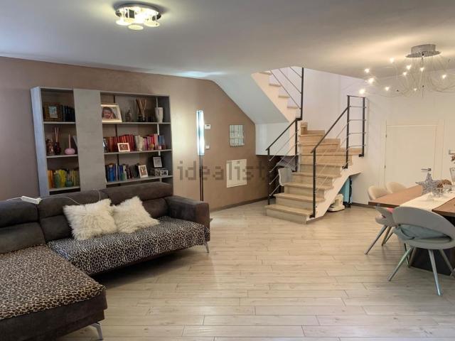 Villetta a schiera in vendita di 115 m² in Via di Collinaia
