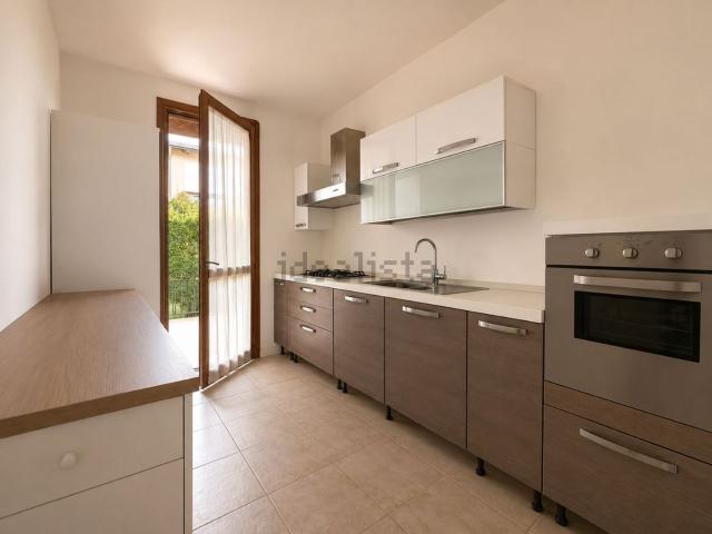Villetta a schiera in vendita di 115 m² in Via Ragone, 5