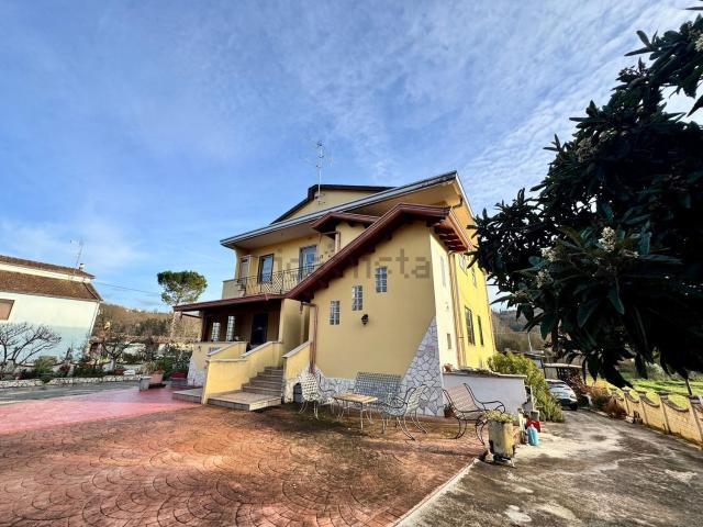 Villetta a schiera in vendita di 115 m² in Borgo Berardi