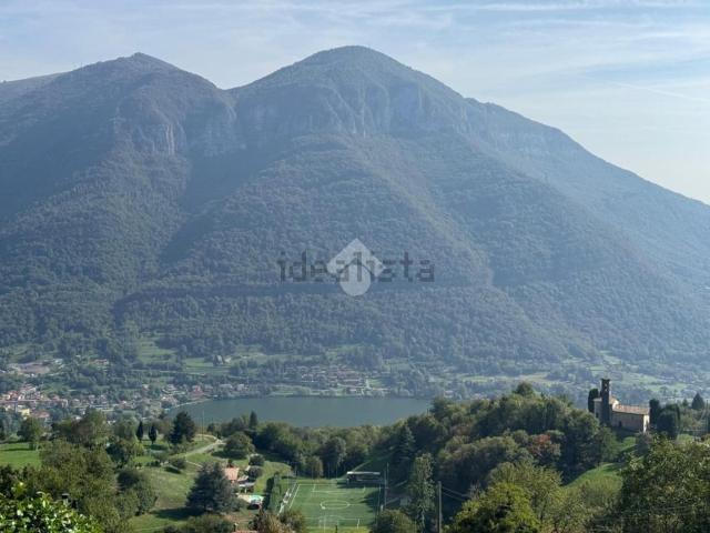 Villetta a schiera in vendita di 115 m² in Strada Case Spesse