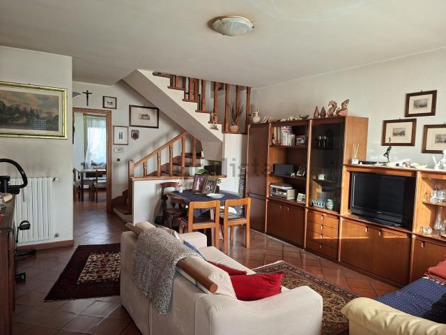 Villetta a schiera in vendita di 115 m² in Strada del Po, 5