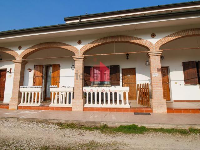 Villetta a schiera in vendita di 115 m² in Strada Francesco Rismondo, 1