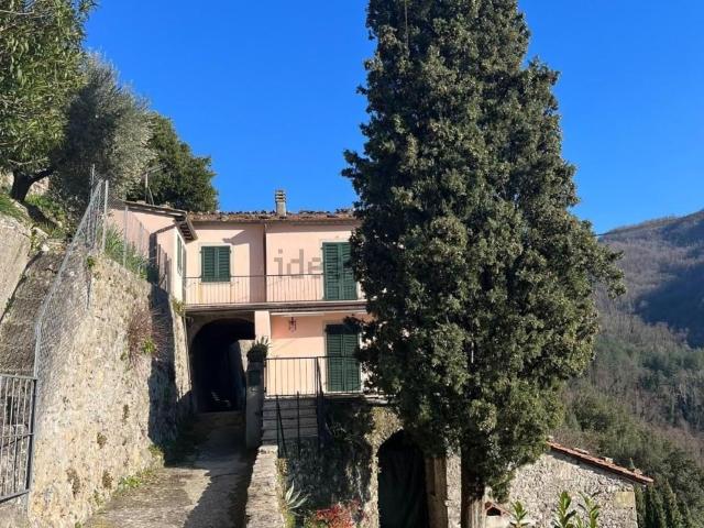 Villetta a schiera in vendita di 116 m² in Via Camillo Benso Conte di Cavour, 14