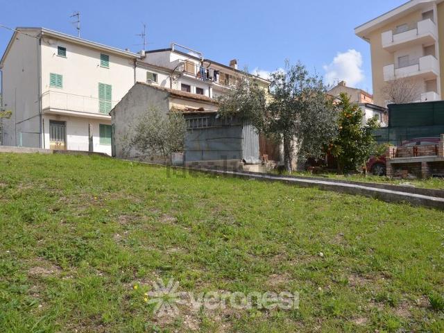 Villetta a schiera in vendita di 116 m² in Via dei Piceni, 26