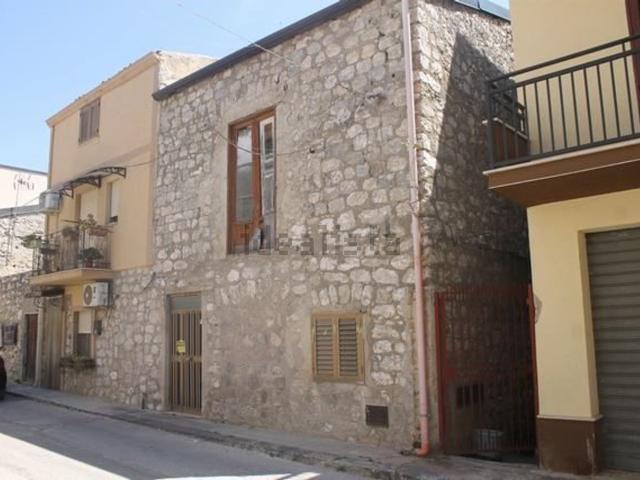 Villetta a schiera in vendita di 116 m² in Via Nazario Sauro