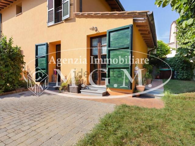 Villetta a schiera in vendita di 117 m² in Via Camposanto Vecchio