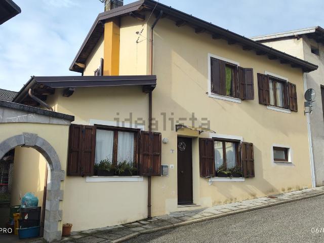 Villetta a schiera in vendita di 117 m² in Via della Stazione, 2