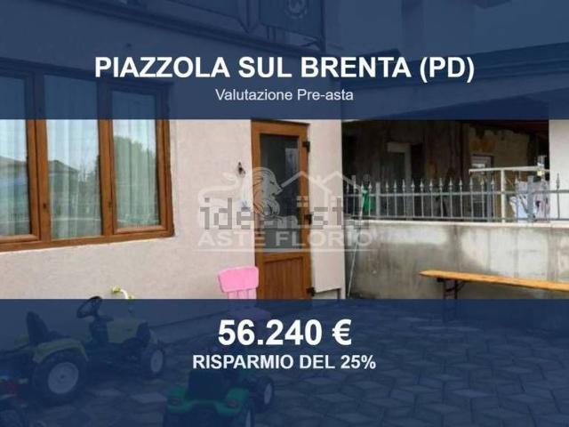 Villetta a schiera in vendita di 117 m² in Via Malta, 32