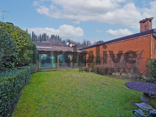 Villetta a schiera in vendita di 118 m² in Via 10 Giornate, 128
