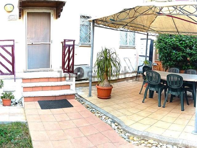 Villetta a schiera in vendita di 118 m² in Via delle Chiuse, 8