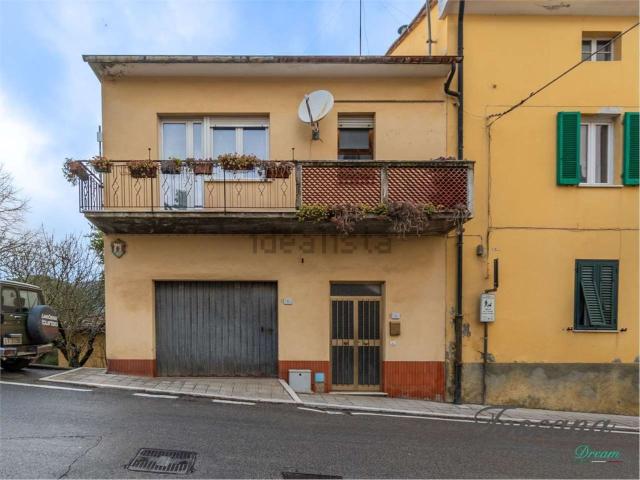 Villetta a schiera in vendita di 118 m² in Viale Giuseppe Garibaldi, 4