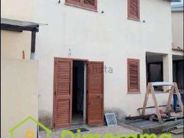 Villetta a schiera in vendita di 119 m² in Via Barcellona