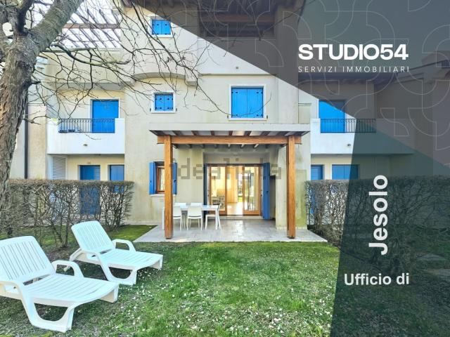Villetta a schiera in vendita di 119 m² in Viale degli Aironi, 4