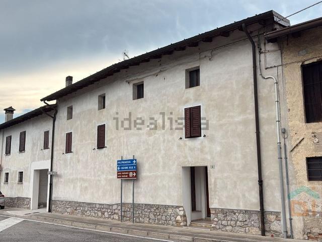 Villetta a schiera in vendita di 120 m² in Via G. Mazzini, 1