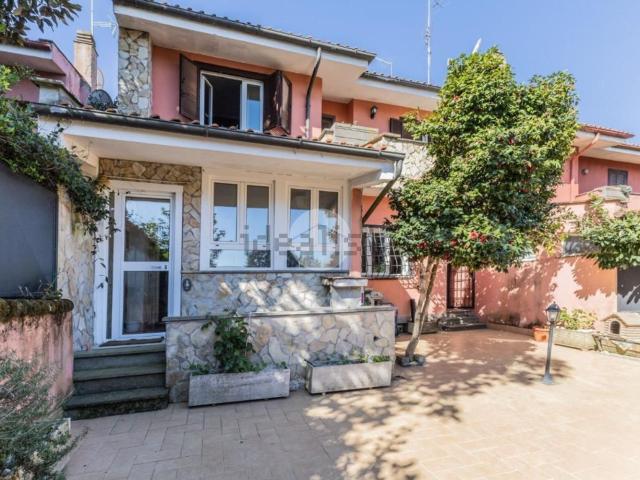 Villetta a schiera in vendita di 120 m² in Via Domenico Cimarosa, 5