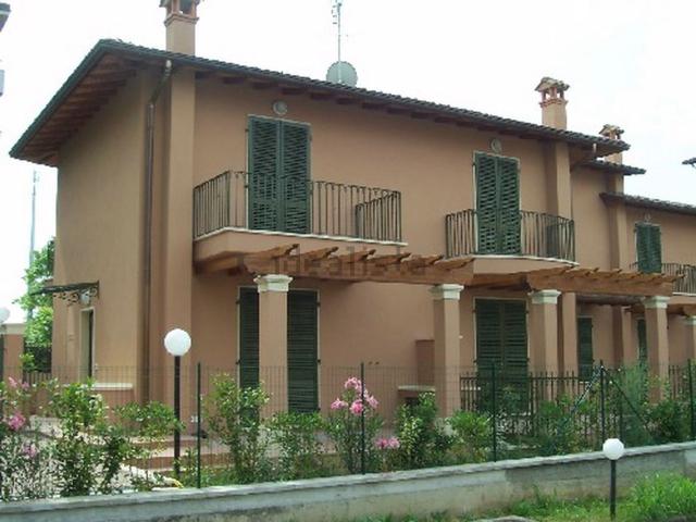 Villetta a schiera in vendita di 120 m² in Via dei Saraceni, 26