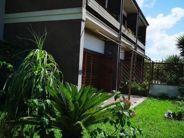 Villetta a schiera in vendita di 120 m² in Via del Fringuello, 1