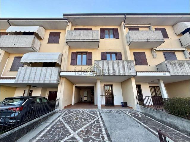 Villetta a schiera in vendita di 120 m² in Via Erculiano Papa