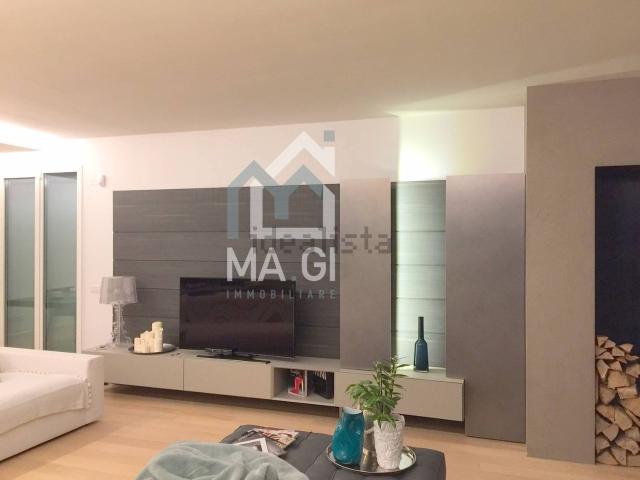 Villetta a schiera in vendita di 120 m² in Via Fontane
