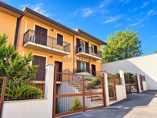 Villetta a schiera in vendita di 120 m² in Via Fiume, 159