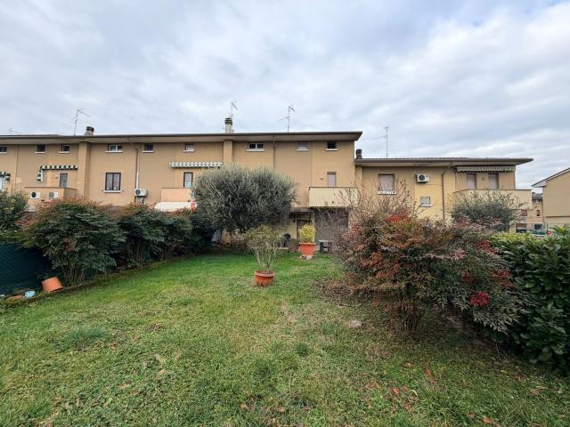 Villetta a schiera in vendita di 120 m² in Via Isonzo, 74