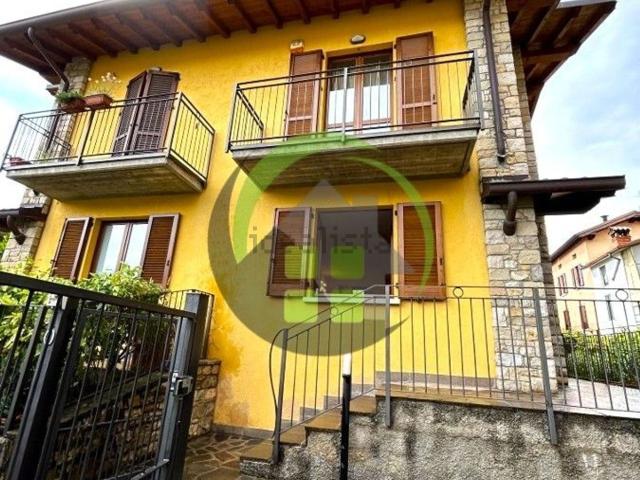 Villetta a schiera in vendita di 120 m² in Via Johann Simon Mayr, 10