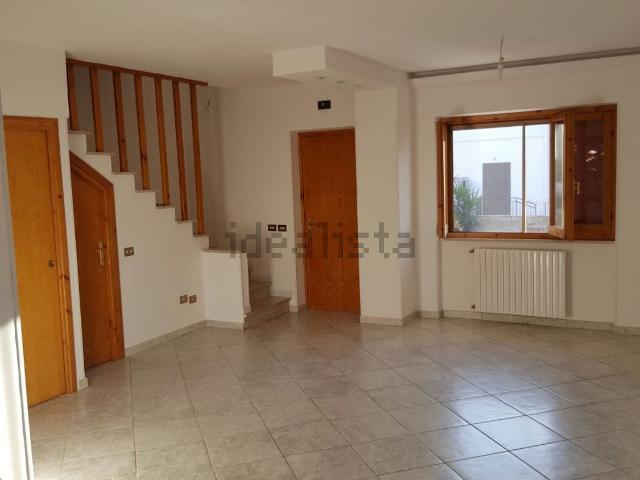 Villetta a schiera in vendita di 120 m² in Via la Neve