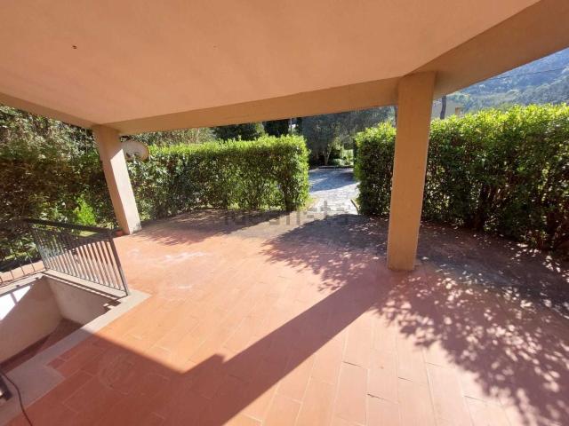Villetta a schiera in vendita di 120 m² in Via Luigi Einaudi, 30