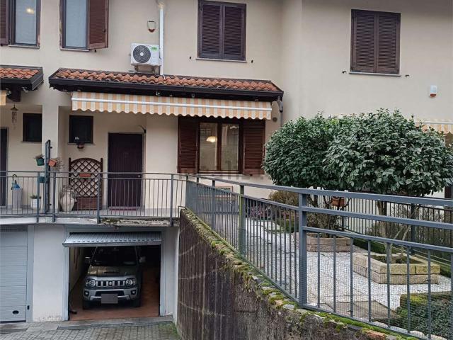 Villetta a schiera in vendita di 120 m² in Via Monte Grappa