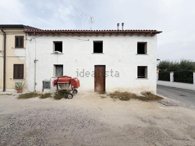 Villetta a schiera in vendita di 120 m² in Via Sabbionara