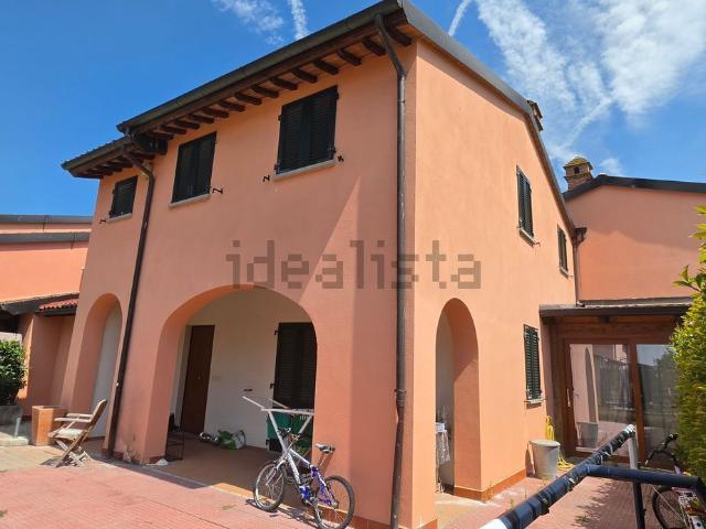 Villetta a schiera in vendita di 120 m² in Via Setteponti