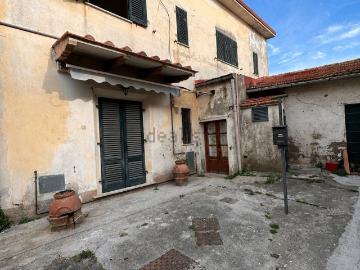 Villetta a schiera in vendita di 120 m² in Via Pietro di Lupo Parra