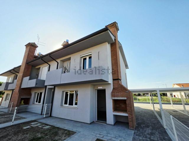 Villetta a schiera in vendita di 120 m² in Viale Vincenzo Gallucci