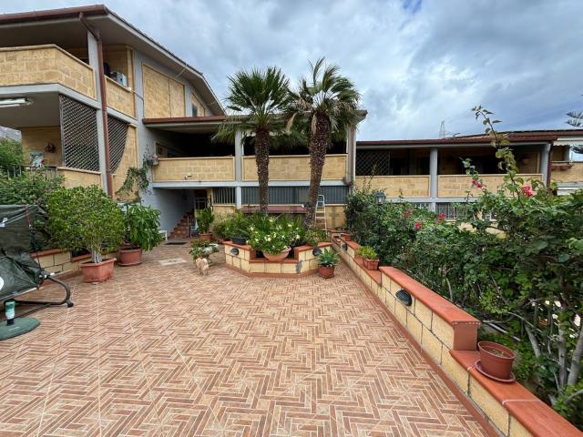 Villetta a schiera in vendita di 120 m² in Contrada salina