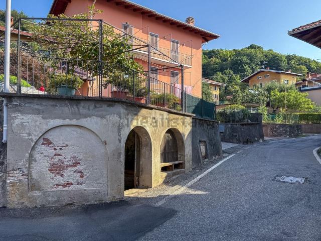 Villetta a schiera in vendita di 120 m² in Frazione Bulliana, 94