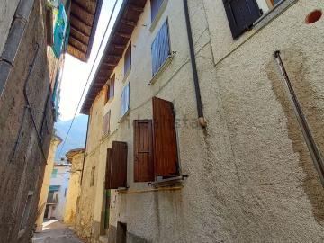 Villetta a schiera in vendita di 120 m² in Località Cecino, 11