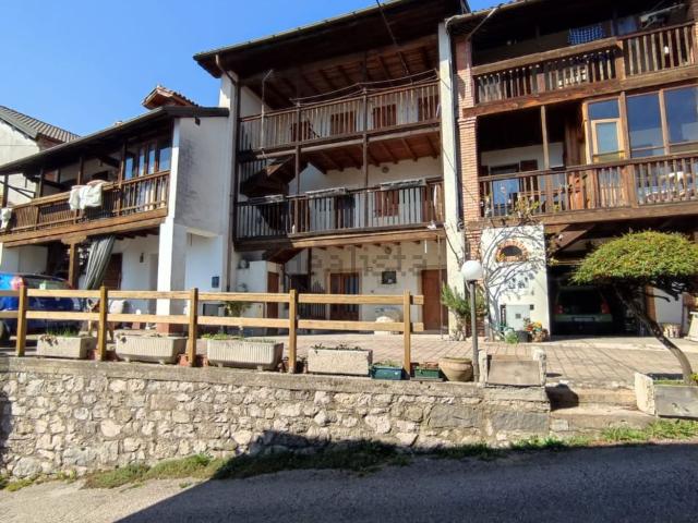 Villetta a schiera in vendita di 120 m² in Strada della Villa, 65