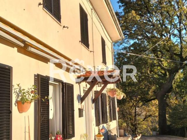 Villetta a schiera in vendita di 120 m² in Strada Provinciale 257 Apecchiese