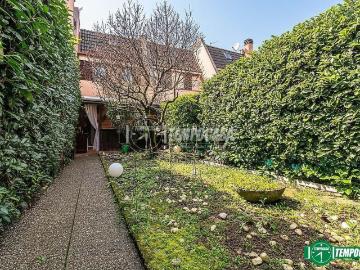 Villetta a schiera in vendita di 121 m² in Via Antonio Canova
