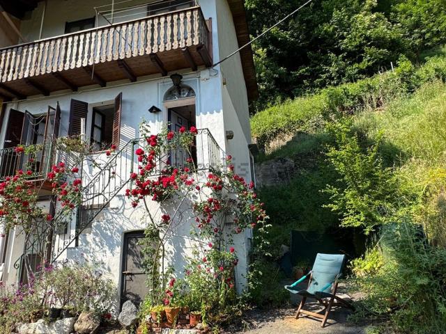 Villetta a schiera in vendita di 121 m² in Frazione Dagostino, 18