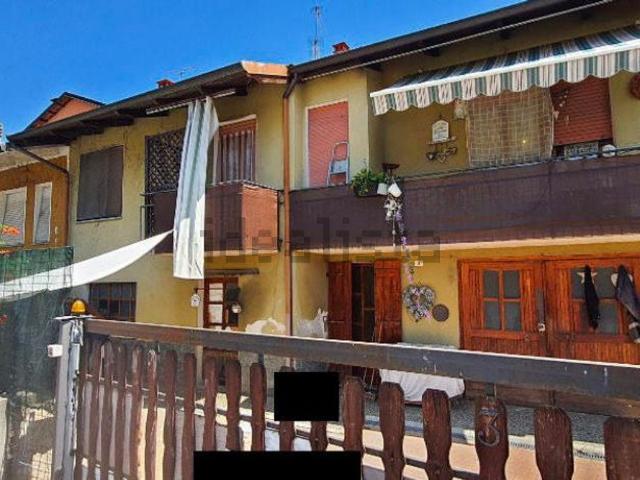 Villetta a schiera in vendita di 122 m² in Via Circonvallazione, 3