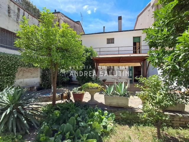 Villetta a schiera in vendita di 122 m² in Via della Repubblica