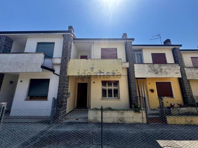 Villetta a schiera in vendita di 122 m² in Via IV Novembre