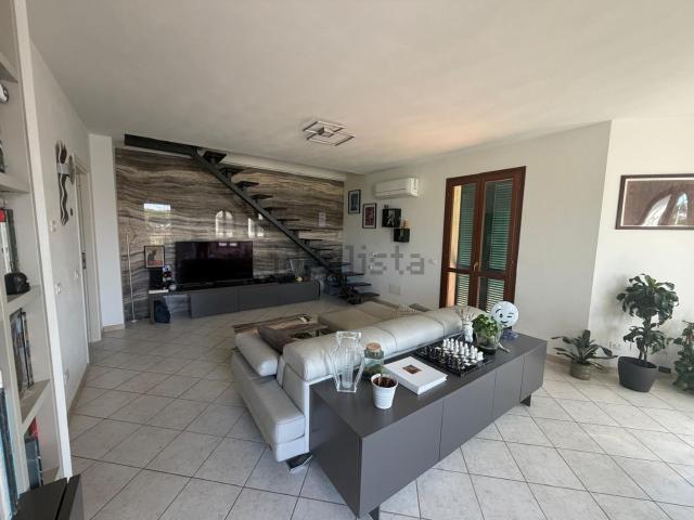 Villetta a schiera in vendita di 122 m² in Via Larga, 37
