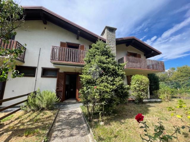 Villetta a schiera in vendita di 122 m² in Via Motta, 35