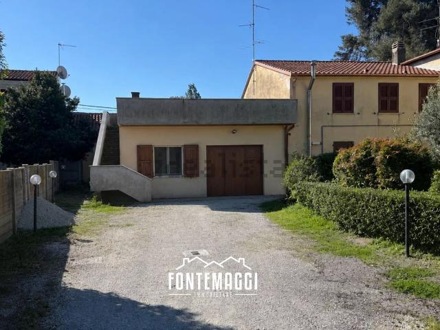 Villetta a schiera in vendita di 123 m² in Via Flaminia